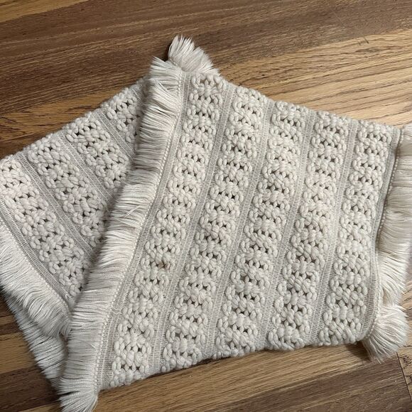 Emmanuel Geraldo Infinity Scarf, Subtle Gold Shimmer - Picture 3 of 8